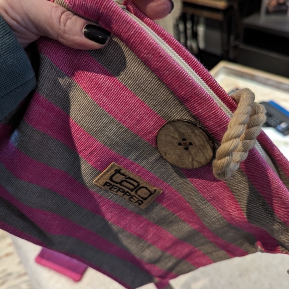 tad PEPPER petite over the shoulder bags - Picture 4 of 11